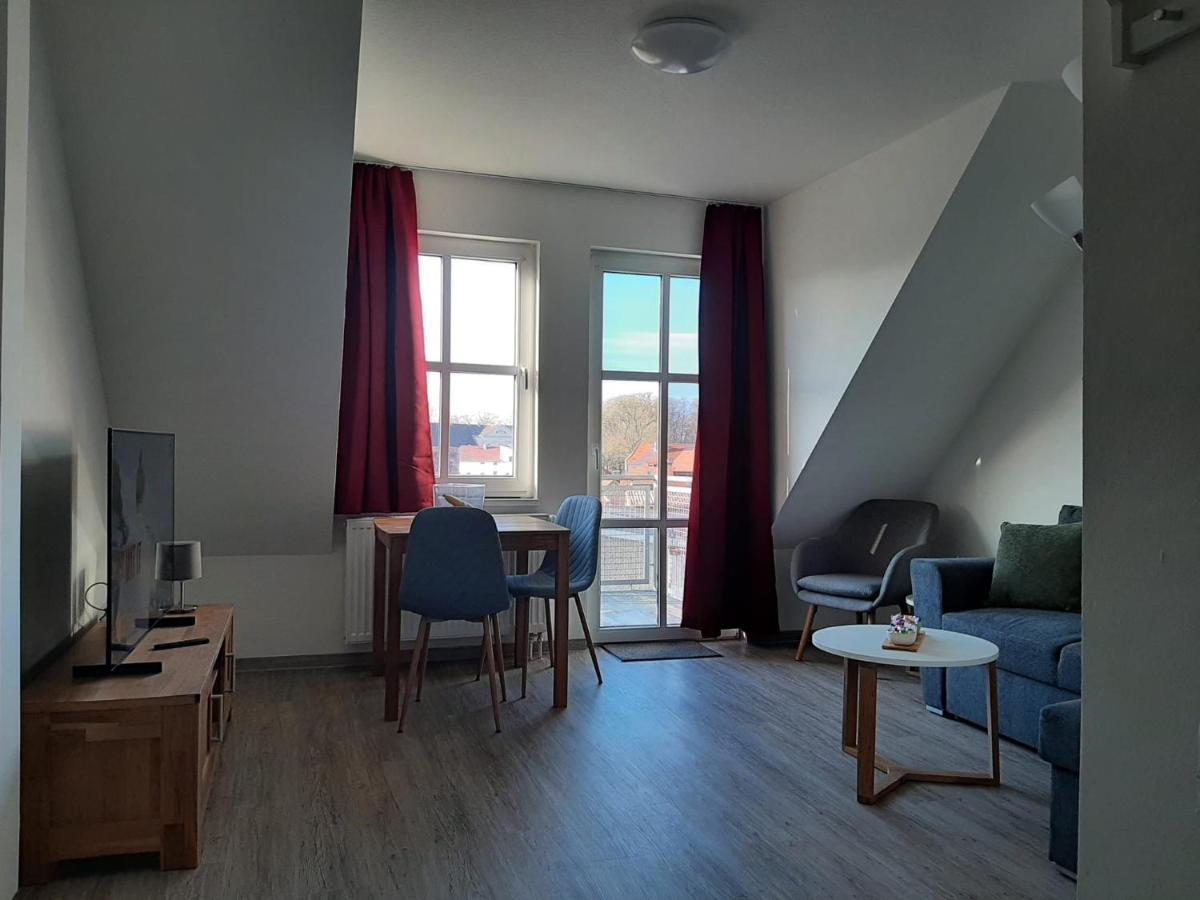 Ferienwohnung Schlossstr. 8, Міров Екстер'єр фото