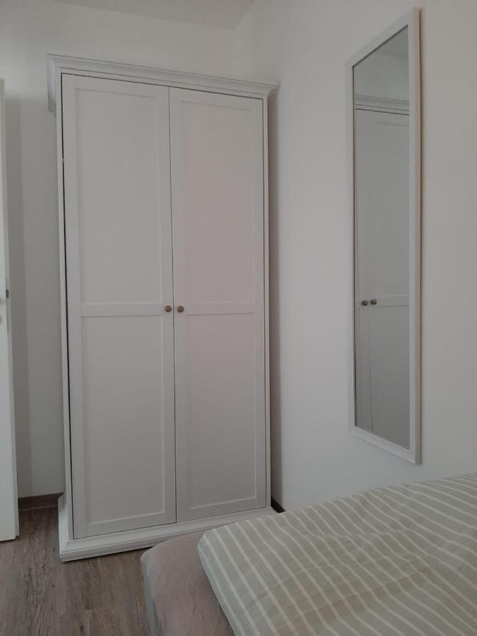 Ferienwohnung Schlossstr. 8, Міров Екстер'єр фото